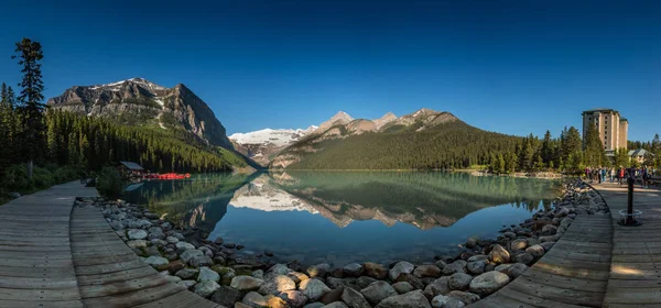 Lago Louise Panorama Paseo marítimo — Foto de Stock