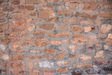 Harç ile turuncu taş