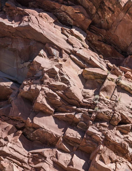 Gekartelde rode rotsen van Kolob Canyon — Stockfoto