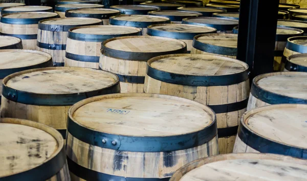 Tetejét a Bourbon hordók — Stock Fotó