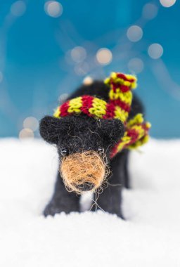 Ayı süsleme düz üzerinde dikey hissettim