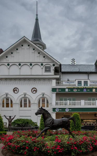 Pat Day and Aristides Statue at Churchill Downs — Stock Photo, Image