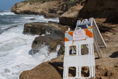 Yakın alan Cabrillo kıyısında işaretleri