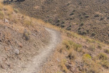 Kuru izi viraj çöl Hill çevresinde