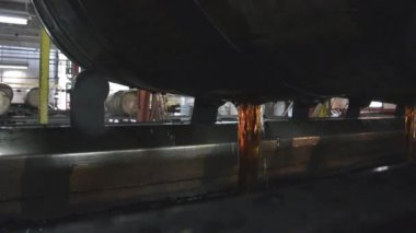 Bourbon varil boşaltma