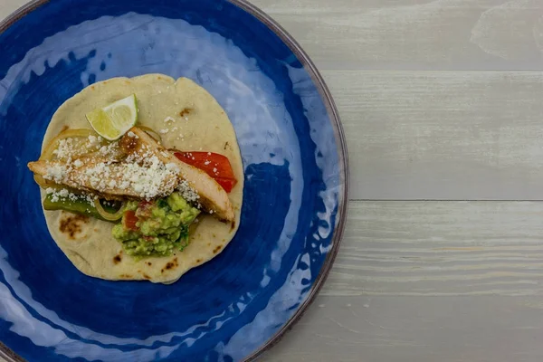 Mavi plaka Fajita ve kopya alanı ile