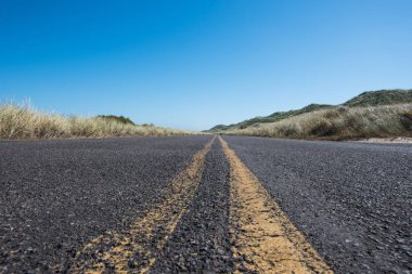 Yol otlar ile aşırı düşük açılı