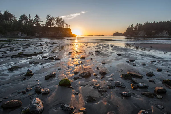 Gün batımı bitti Sunset Bay Beach