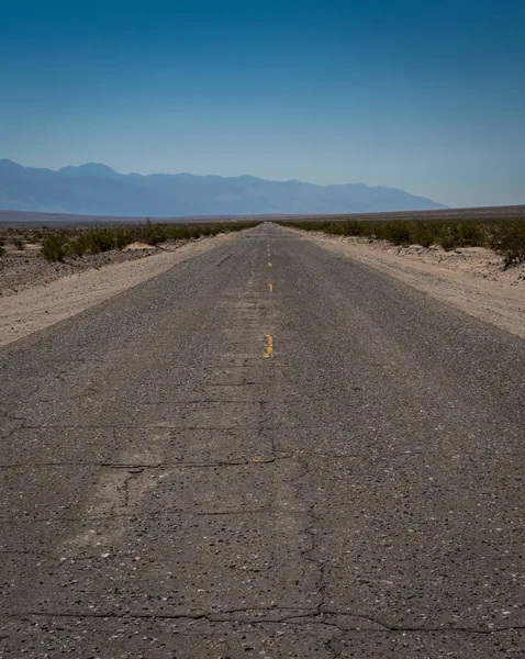 Craquer la route du désert — Photo