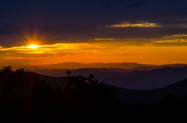 Sunrise üzerinden Blue Ridge