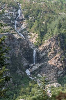 Kar eritme akmak Grand Tetons üzerinden