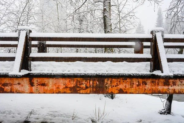 Bright Orange Rust on Snow Covered Bridge — Stock Photo, Image