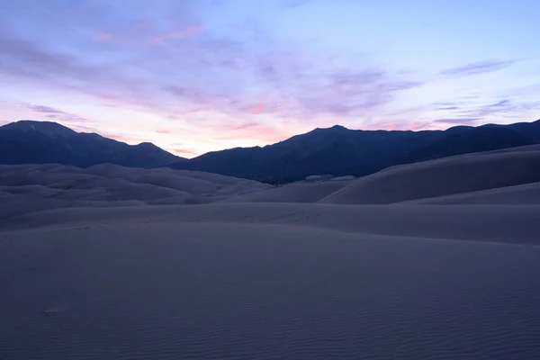 Gran arena dunas mañana luz —  Fotos de Stock