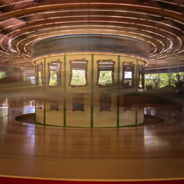 Merry-Go-Round in movimento — Foto Stock