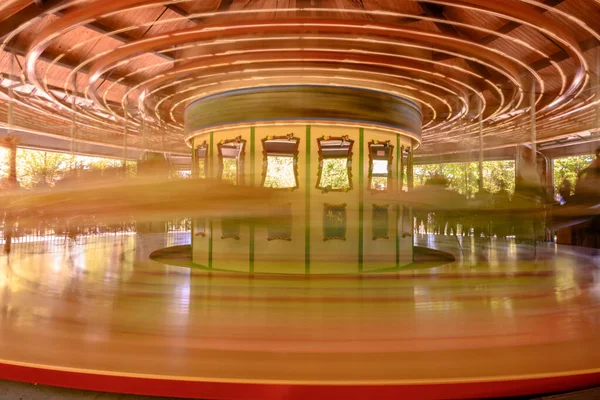 Atlıkarınca Dönüyor