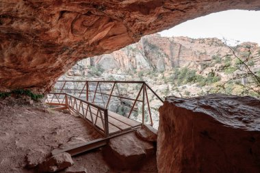 Eski Köprü 'den Kanyona