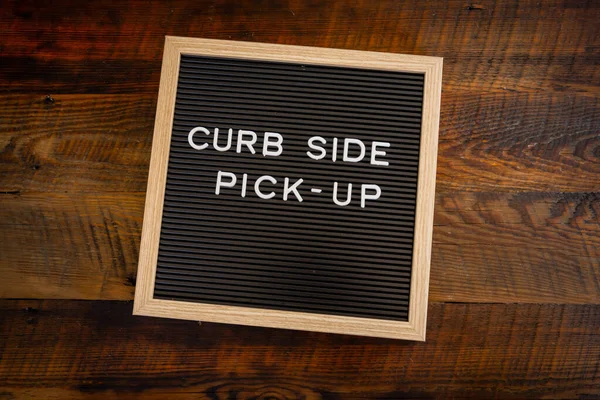 Curb Side Pick Centered — Stock Photo, Image