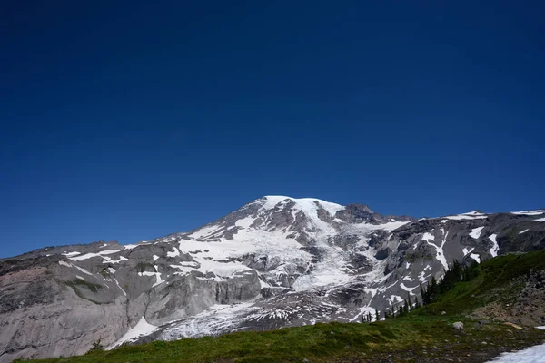 Monte Rainier Contra Céu Azul Verão Washington — Fotografia de Stock