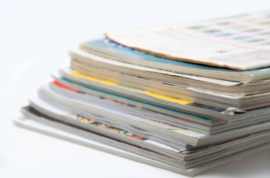 Bir yığın şarjör - renkli