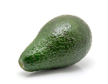 Avokado beyaz üzerine izole