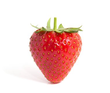 Çilek beyaz arkaplanda izole edildi