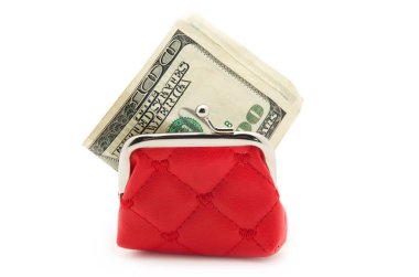 Kırmızı çanta ve para beyaza izole edilmiş.