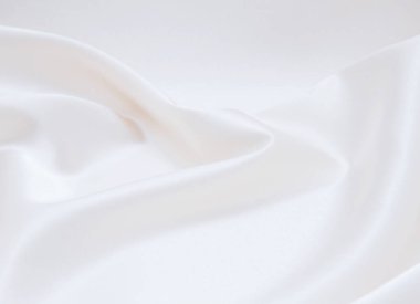 arkaplan olarak beyaz saten kumaş