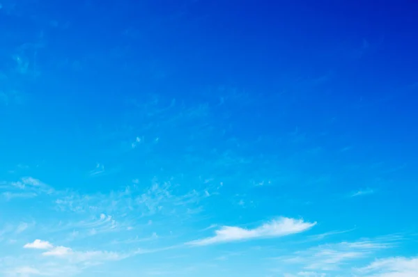 Fundo Céu Azul Com Nuvens Brancas — Fotografia de Stock