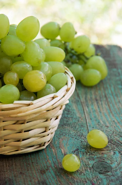 Uvas Verdes Tigela — Fotografia de Stock