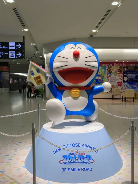 Doraemon model op New Chitose luchthaven. Rechtenvrije Stockfoto's