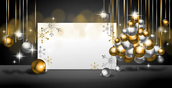 Sfondo natalizio con lampadine natalizie dorate e argentate — Foto Stock