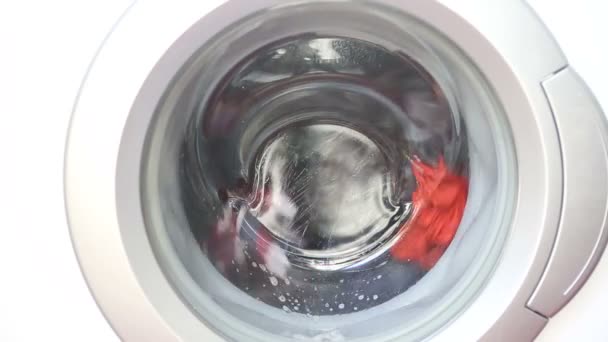 Closeup dari mesin cuci berjalan — Stok Video