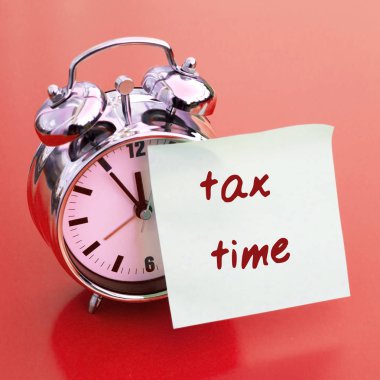 Vergi zamanı kelimelerle etikette ile saat