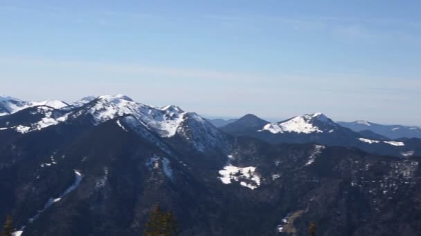 Panoramatický pohled na Alpy ve sněhu — Stock video