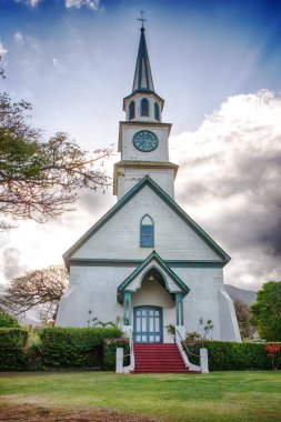 blus gökyüzü Hawaii ile ahşap kilise