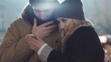 Kış selfie açık yapma genç mutlu çift.