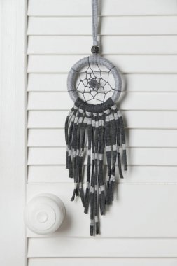 Gri rüya yakalayıcı 