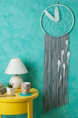 Beyaz gri rüya yakalayıcı 