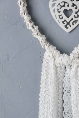 Beyaz kalp dantel rüya yakalayıcı 