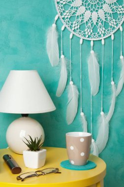 Beyaz tığ işi bardak altlığı peçete rüya yakalayıcı 