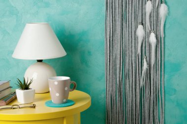 Gri beyaz rüya yakalayıcı 