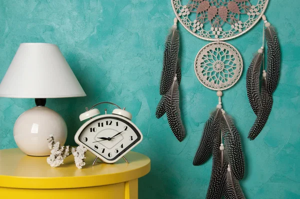 Akuamarin arka plan üzerinde yatak odası dekor