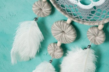 Beyaz gri rüya yakalayıcı 