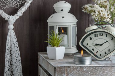 Yatak odası Dekor ahşap arka plan üzerinde