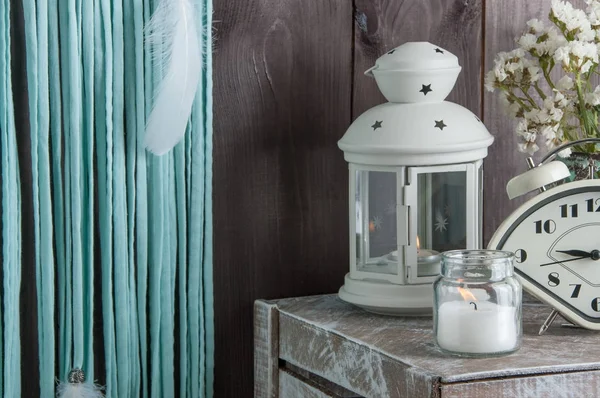 Yatak odası Dekor ahşap arka plan üzerinde