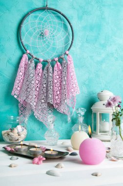 Rüya yakalayıcı Akuamarin duvar arka plan üzerinde