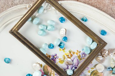 Antika pirinç resim çerçevesi