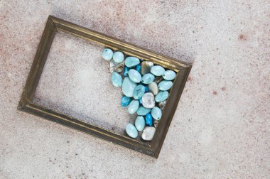 Antika pirinç resim çerçevesi