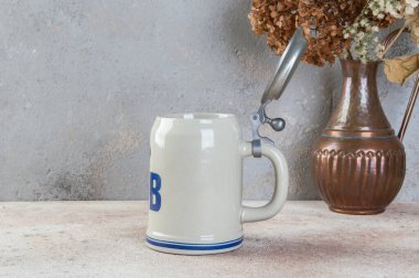 Koleksiyonluk seramik bira kupası