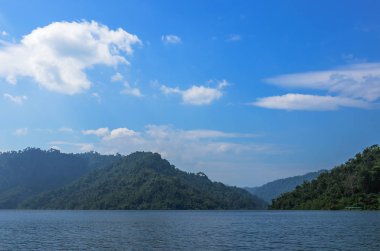 Tayland göl manzara